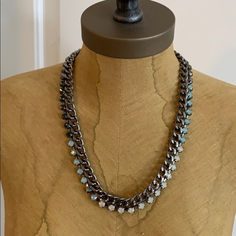Pale green ombré rhinestone necklace